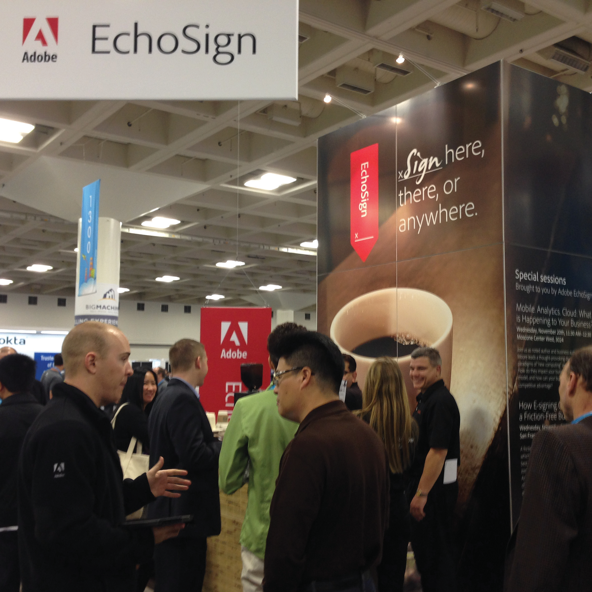 Attendees at DreamForce conference gathered around the Echo Sign booth